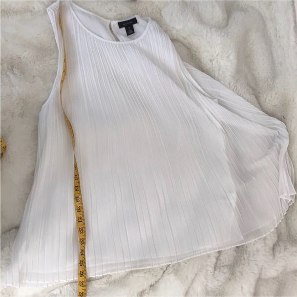 Halogen medium white cleated sleeveless top - Picture 13 of 14